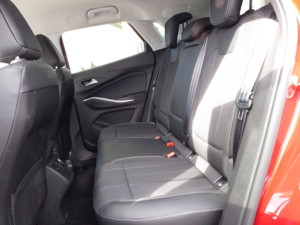 Opel Grandland 1.2 Turbo GS-Line AT8 LED-Licht NaviPr