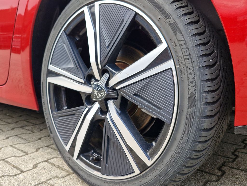 Peugeot 308 SW PHEV 225 e-AT GT LED Navi Kamera Sound Ke