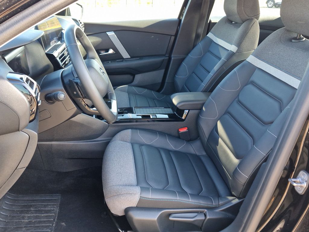 Citroën C4 PureTech 130 Plus AT LED Navi SHZ Kamera ACC