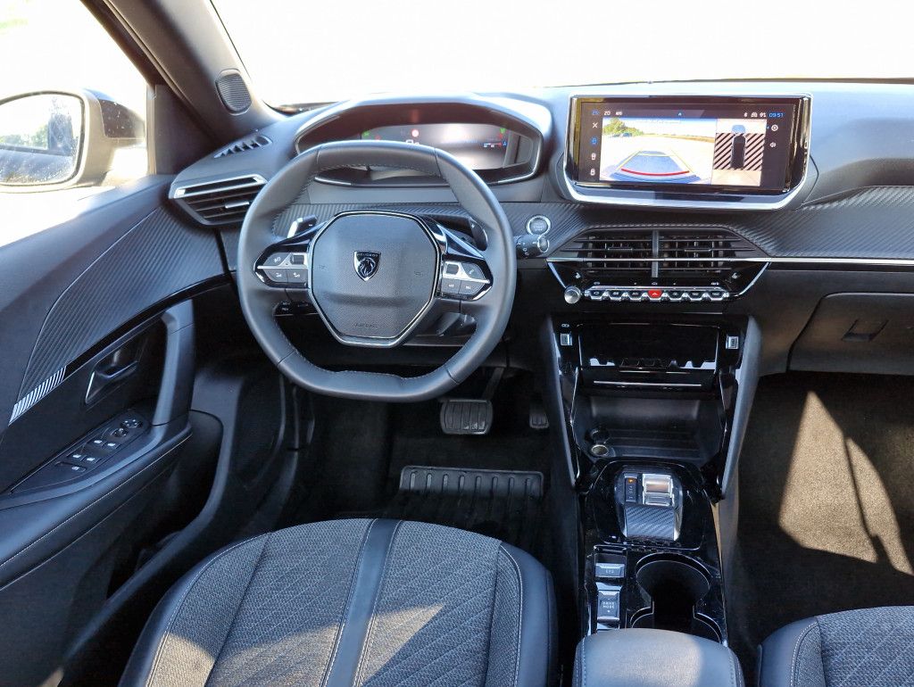 Peugeot 2008 PureTech 130 Allure AT LED Navi Kamera 360