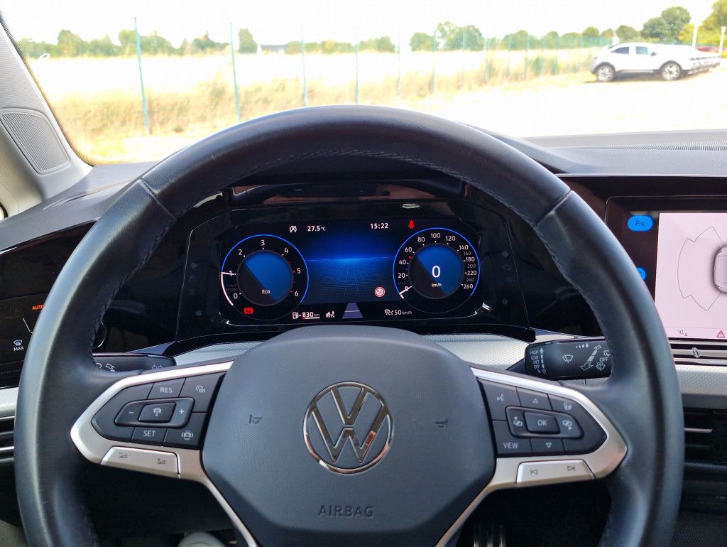 Volkswagen Golf 2.0 TDI Move Navi LED SHZ ACC PDC Alu 16