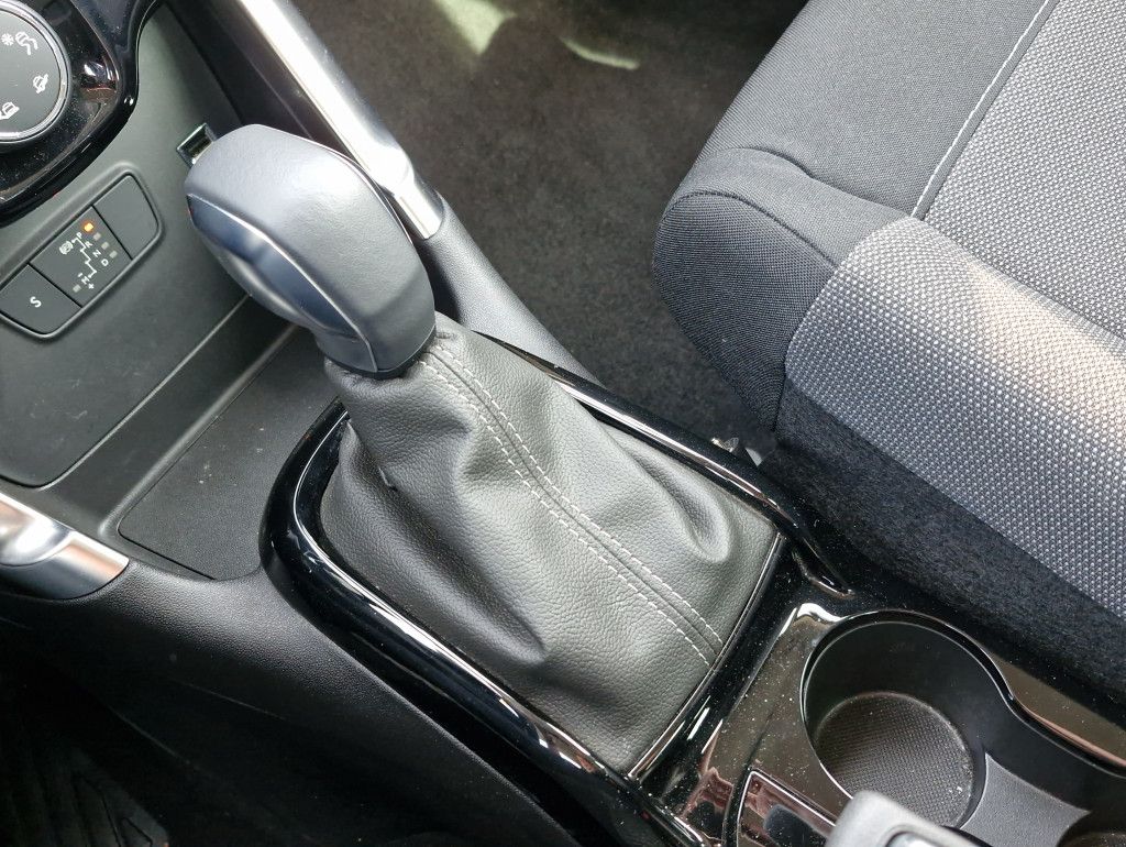 Citroën C3 Aircross PureTech 130 Plus AT LED Navi PDC Al