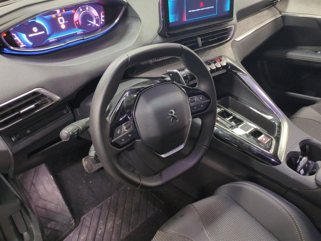 Peugeot 5008 BlueHDI 130 Allure AT LED Navi Kamera 7-Sit