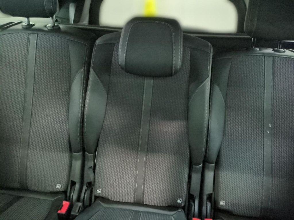 Peugeot 5008 BlueHDI 130 Allure AT LED Navi Kamera 7-Sit