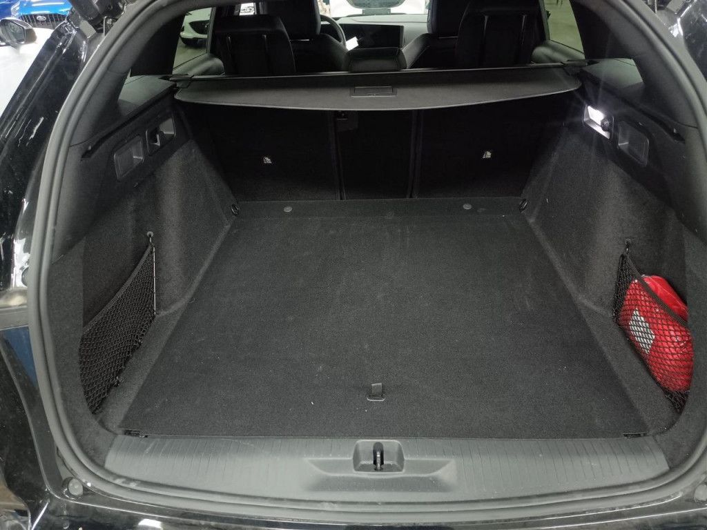 Opel Astra L 1.2 Turbo Ultimate ST AT Matrix Leder Pa