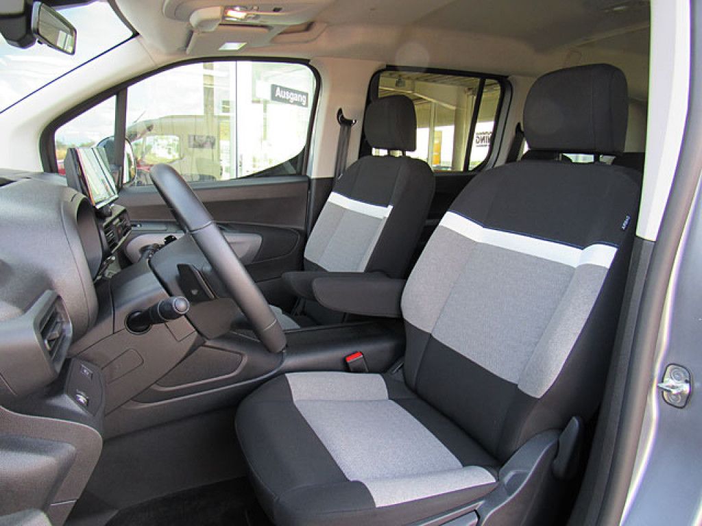 Citroën Berlingo Blue-HDI MAX XL 130 EAT8  LED Navi Kame