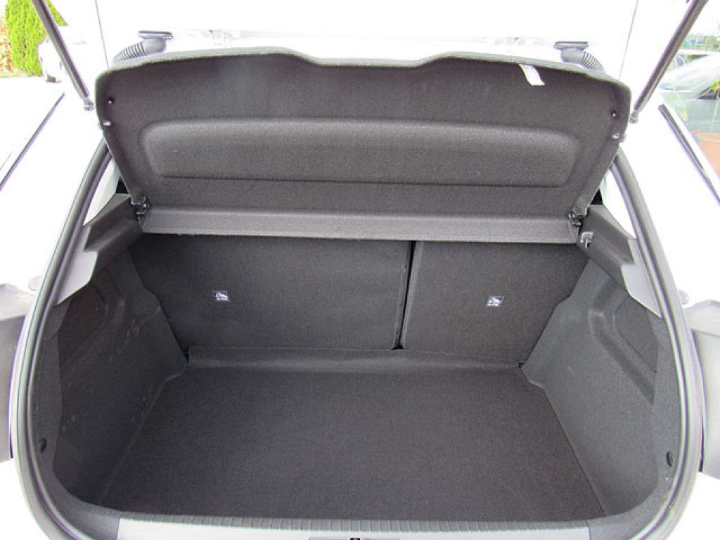Opel Corsa F 1.2 Turbo Elegance LED-Licht Multimedia