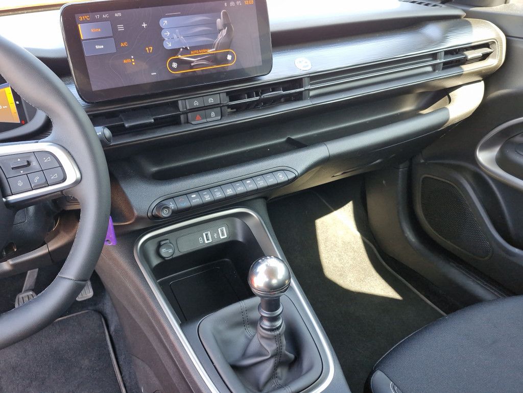 Jeep Avenger 1.2 GSE T3 Altitude LED PDC 360 SHZ Tote