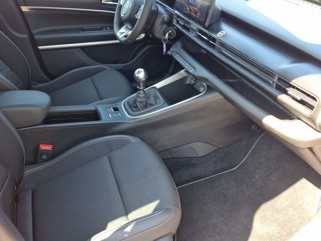 Jeep Avenger 1.2 GSE T3 Altitude LED PDC 360 SHZ Tote
