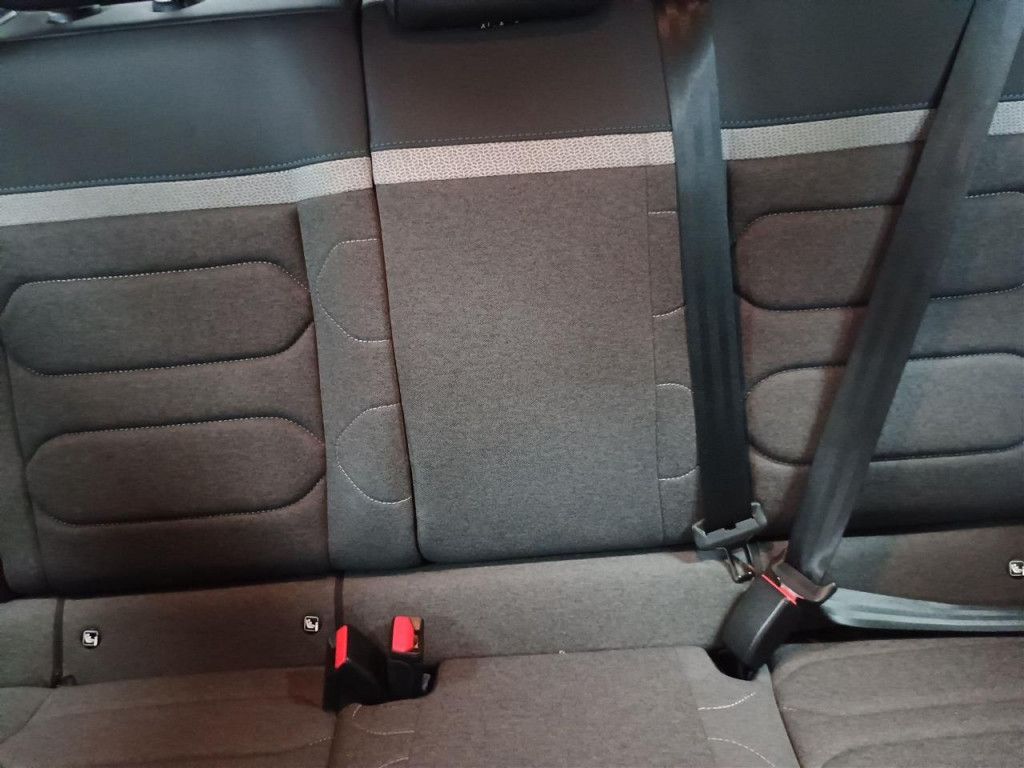 Citroën C4 PureTech 130 Feel Pack AT LED Kamera SHZ CarP