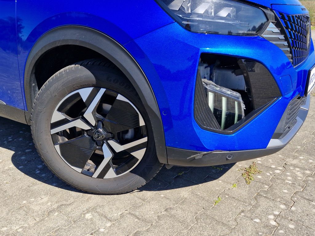 Peugeot 2008 Pure Tech 130 GT AT LED Navi Kamera PDC ACC