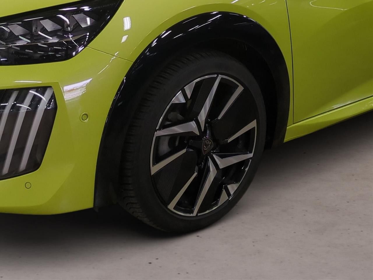 Peugeot 208 Hybrid 145 GT e-DSC Navi LED+ Kamera 360 ACC