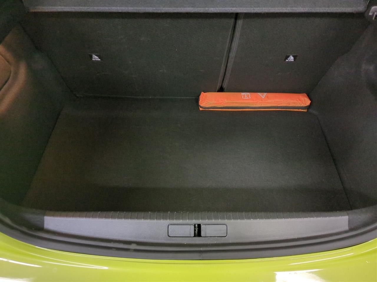 Peugeot 208 Hybrid 145 GT e-DSC Navi LED+ Kamera 360 ACC