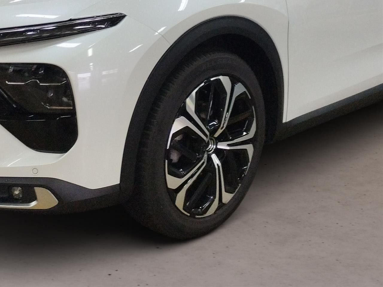 Citroën C5 X PureTech 130 Plus AT LED Navi Leder HeadUp