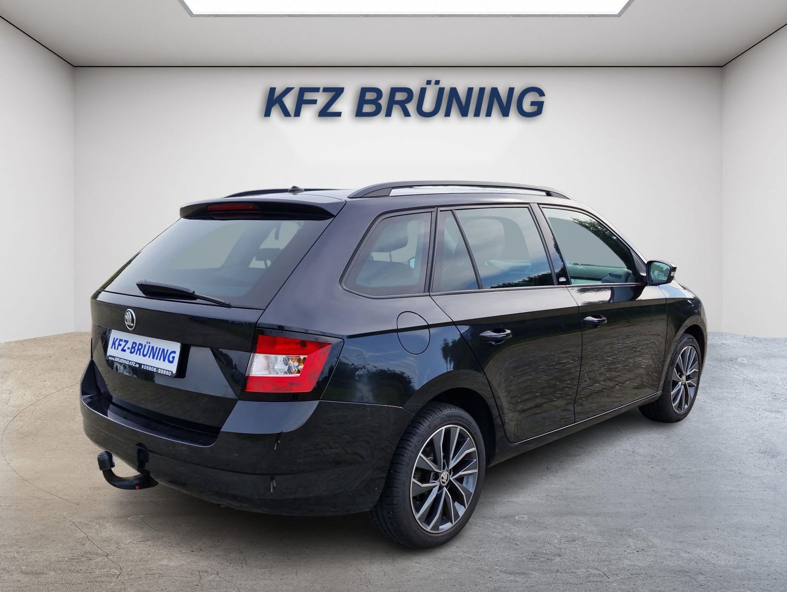 Skoda Fabia Combi 1.2 TSI Edition Navi AHK SHZ Klimaau