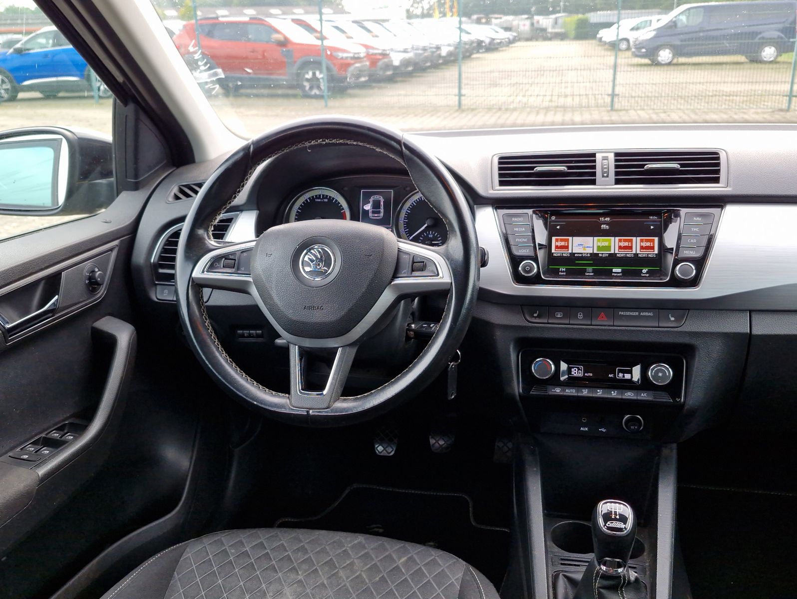 Skoda Fabia Combi 1.2 TSI Edition Navi AHK SHZ Klimaau