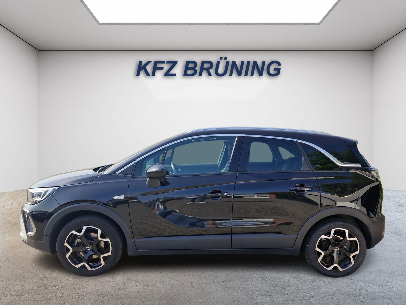 Opel Crossland 1.2 Turbo Ultimate AT Navi LED Alcanta