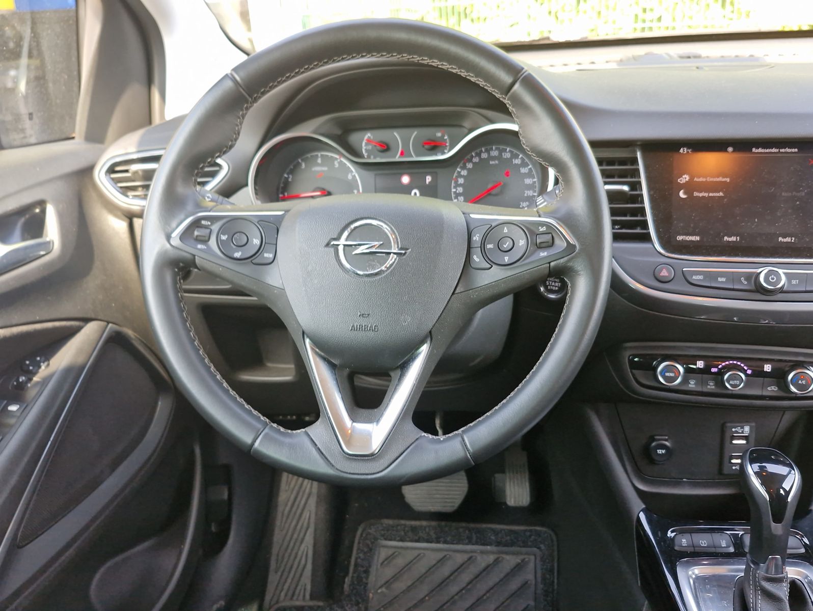 Opel Crossland 1.2 Turbo Ultimate AT Navi LED Alcanta