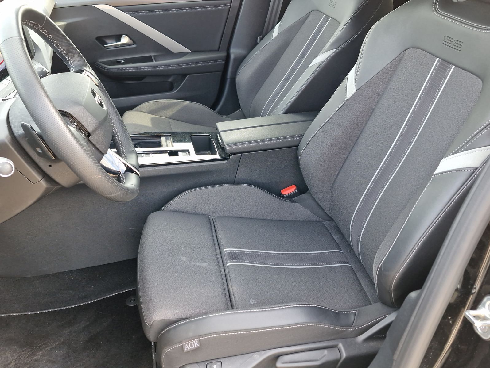 Opel Astra L ST 1.6 Turbo PHEV GS AT Navi LED Kamera3