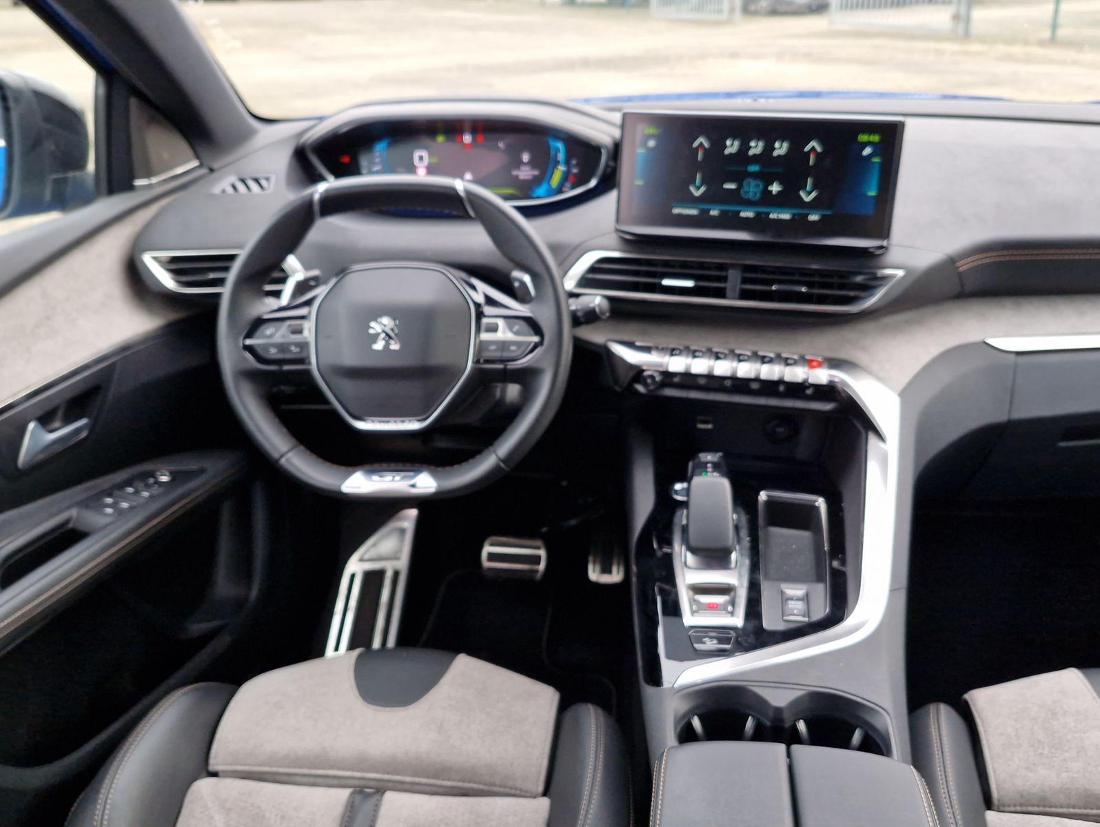 Peugeot 3008 PHEV 300 e-AT GT Pack LED Navi Pano Kamera3