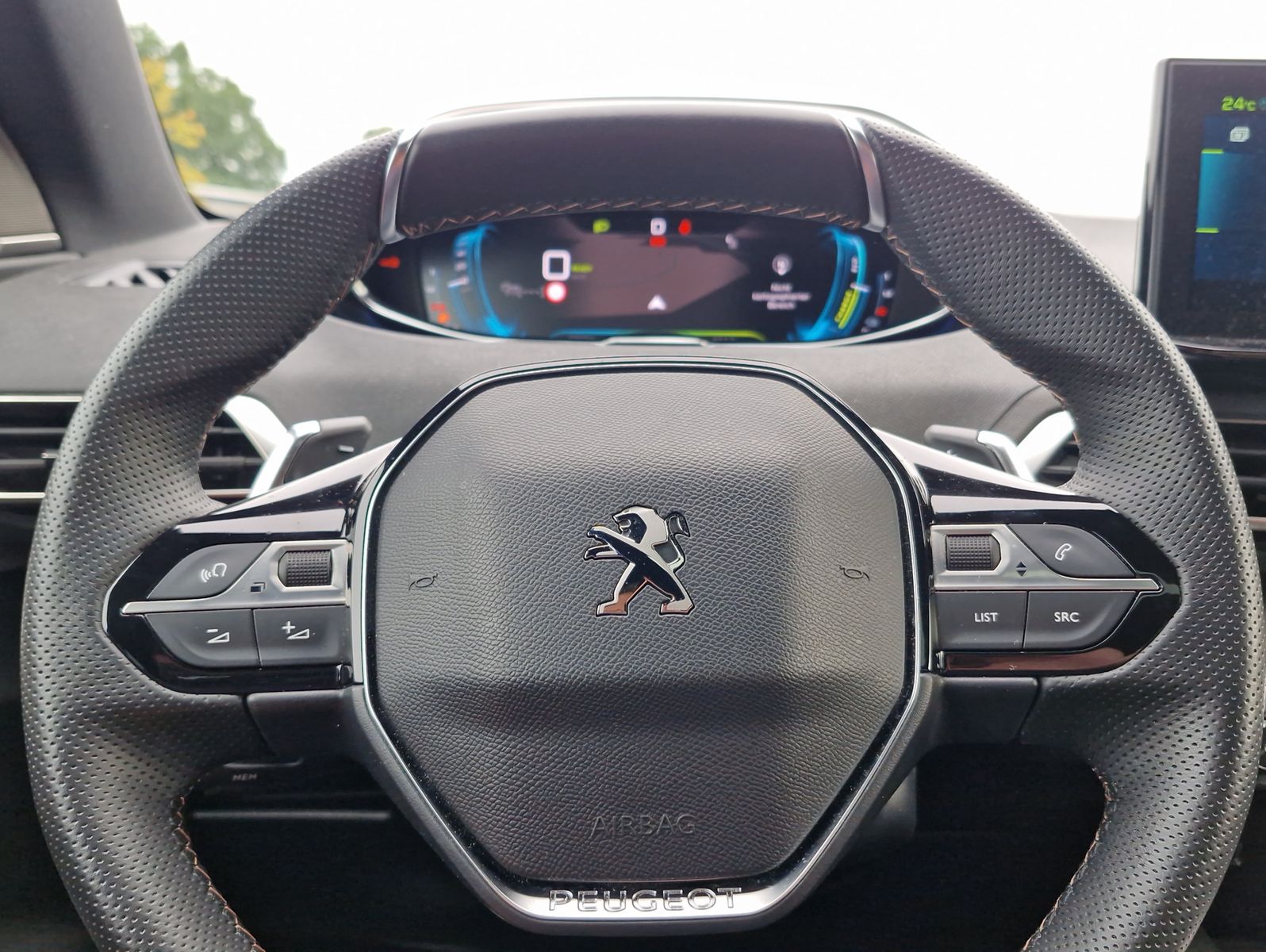 Peugeot 3008 PHEV 300 e-AT GT Pack LED Navi Pano Kamera3