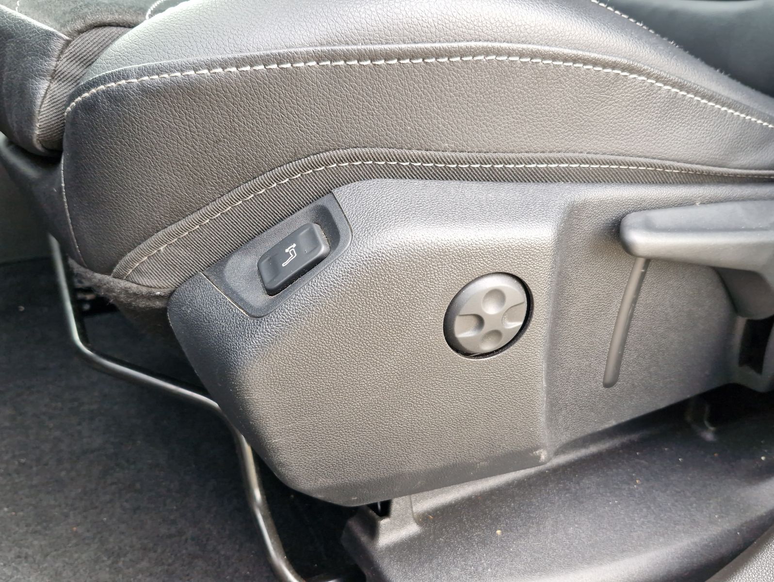 Opel Grandland 1.2 Turbo Ultimate AT Navi Alcantara L