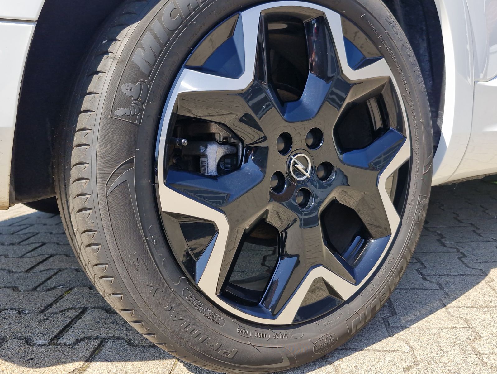 Opel Grandland 1.2 Turbo Ultimate AT Navi Alcantara L