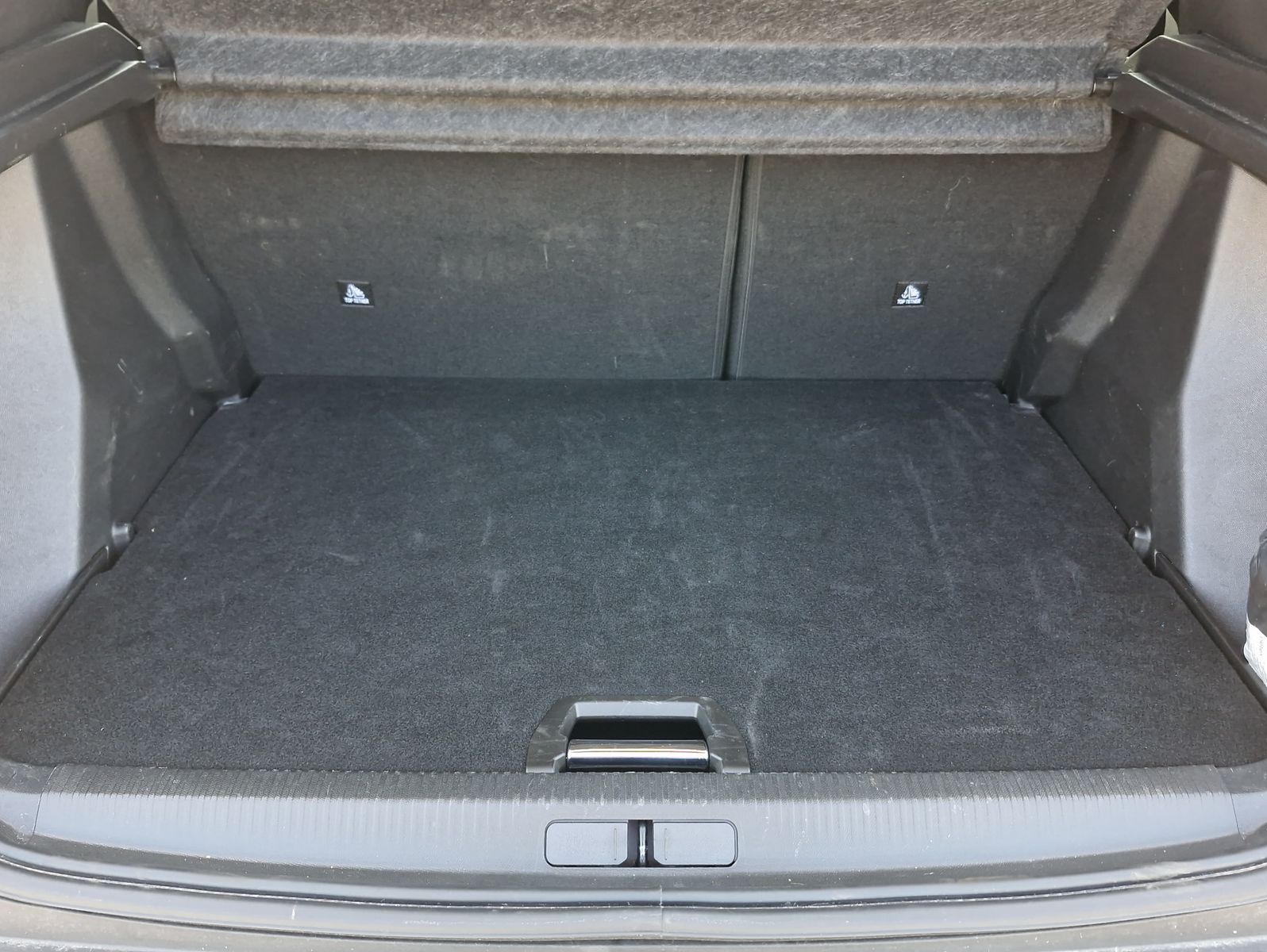 Peugeot 2008 PureTech 130 GT AT LED Navi Kamera360 PDC A