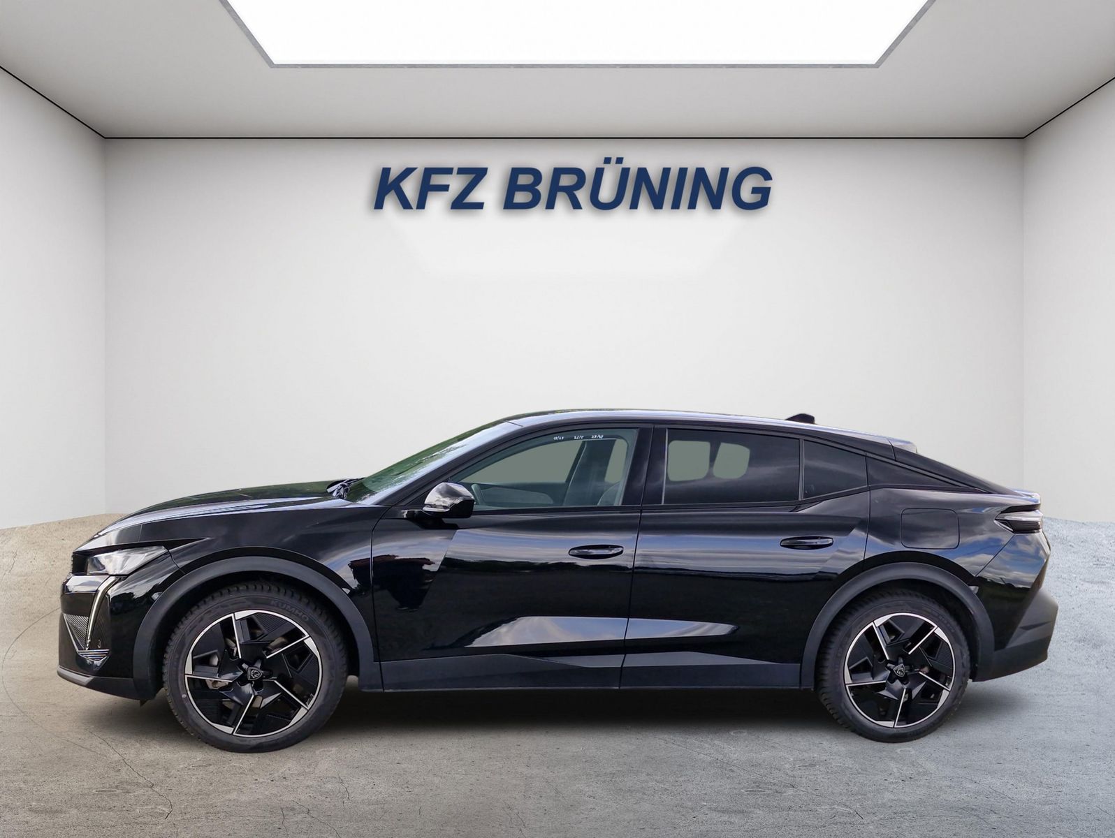 Peugeot 408 PHEV 225 Allure AT Navi LED Kamera 360 SHZ L