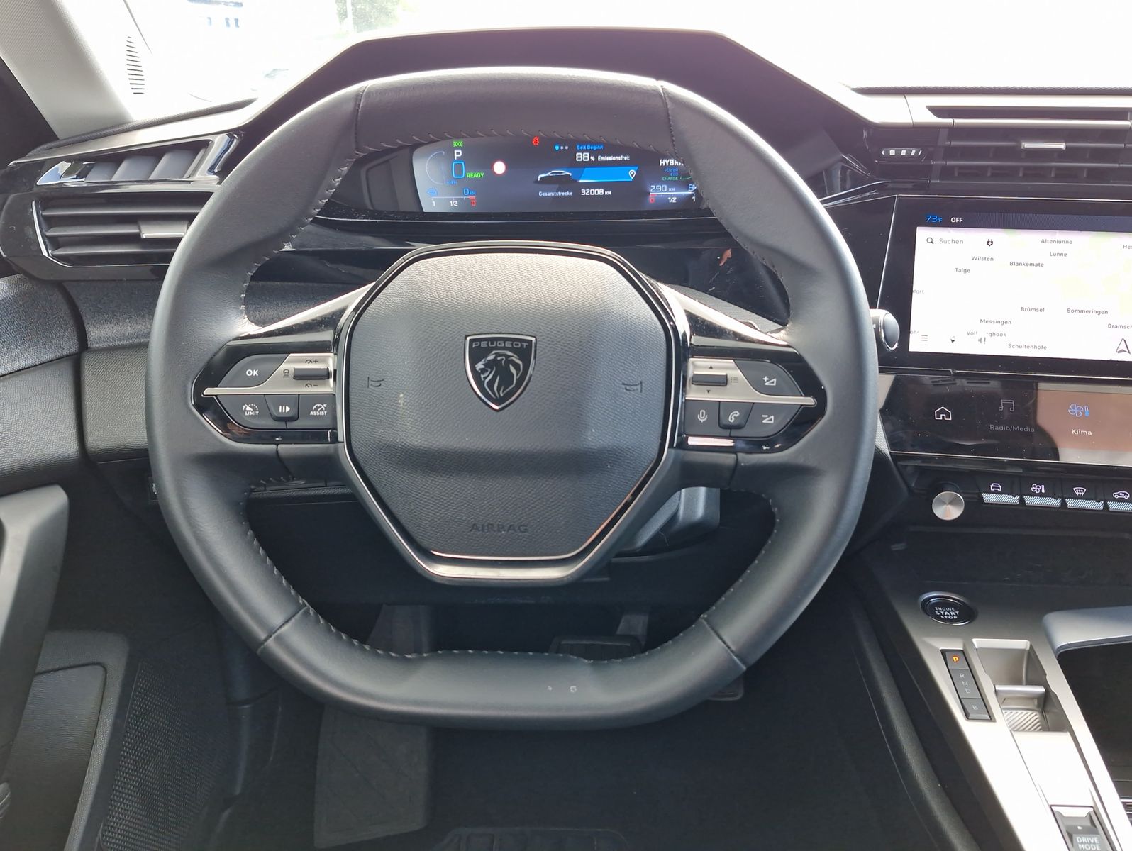 Peugeot 408 PHEV 225 Allure AT Navi LED Kamera 360 SHZ L