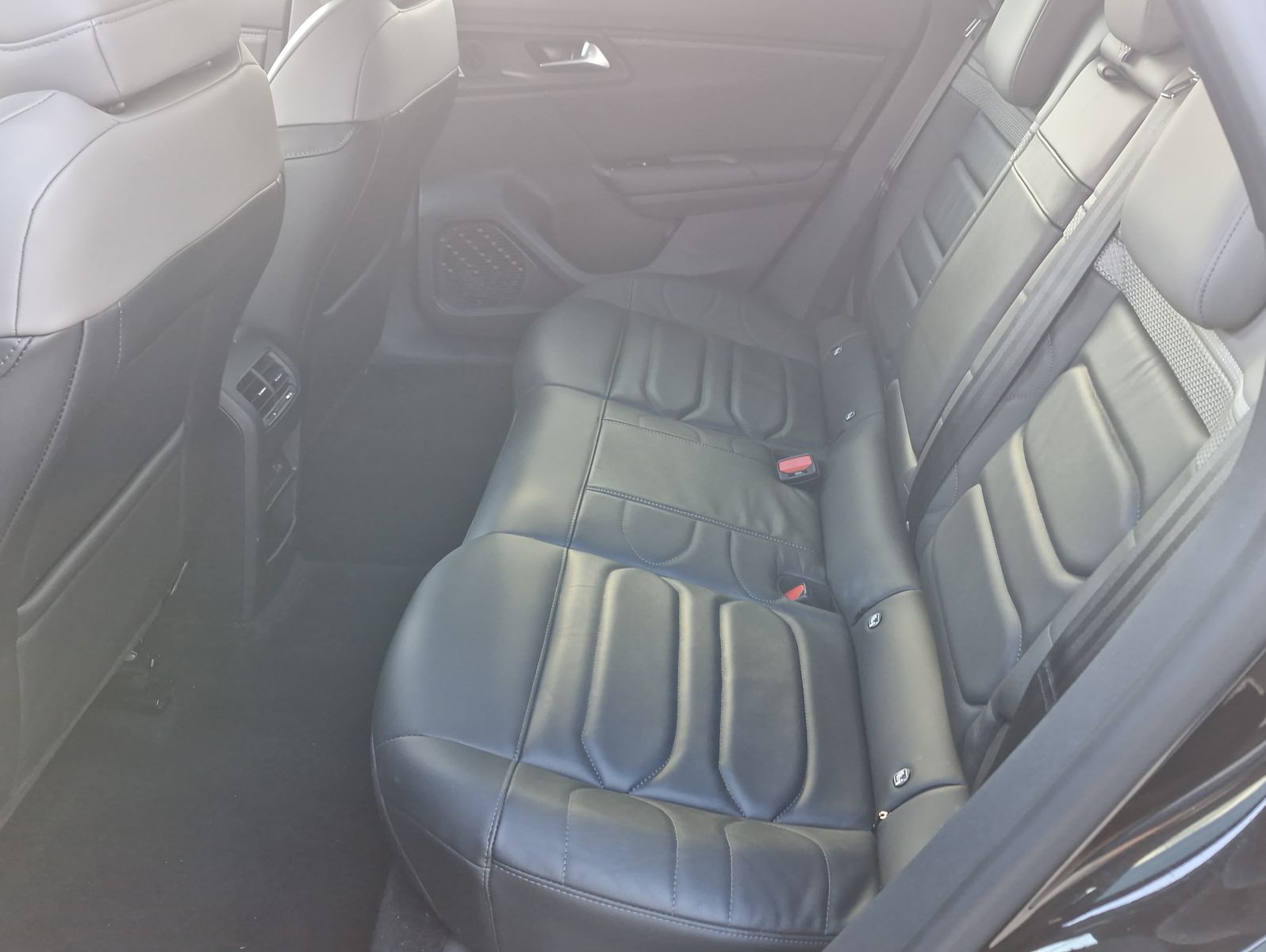 Citroën C5 X PureTech 130 Plus AT LED Navi Leder HeadUp