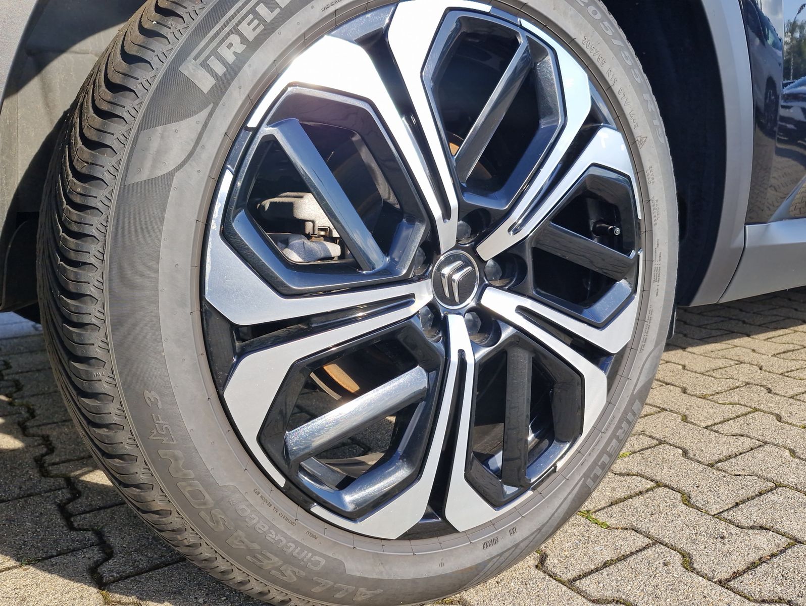Citroën C5 X PureTech 130 Plus AT LED Navi Leder HeadUp