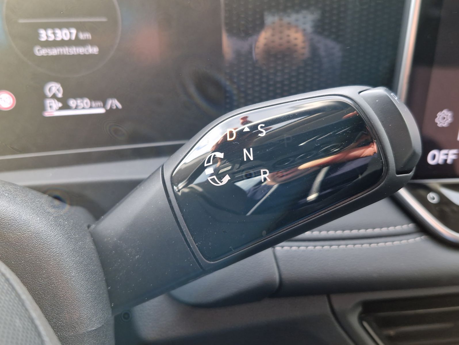 Volkswagen Tiguan neues Modell 1.5 eTSI DSG Life Navi LED K