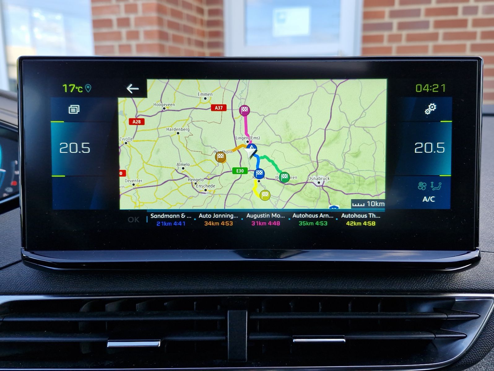 Peugeot 3008 PHEV 225 e-AT Roadtrip LED Navi Kamera SHZ
