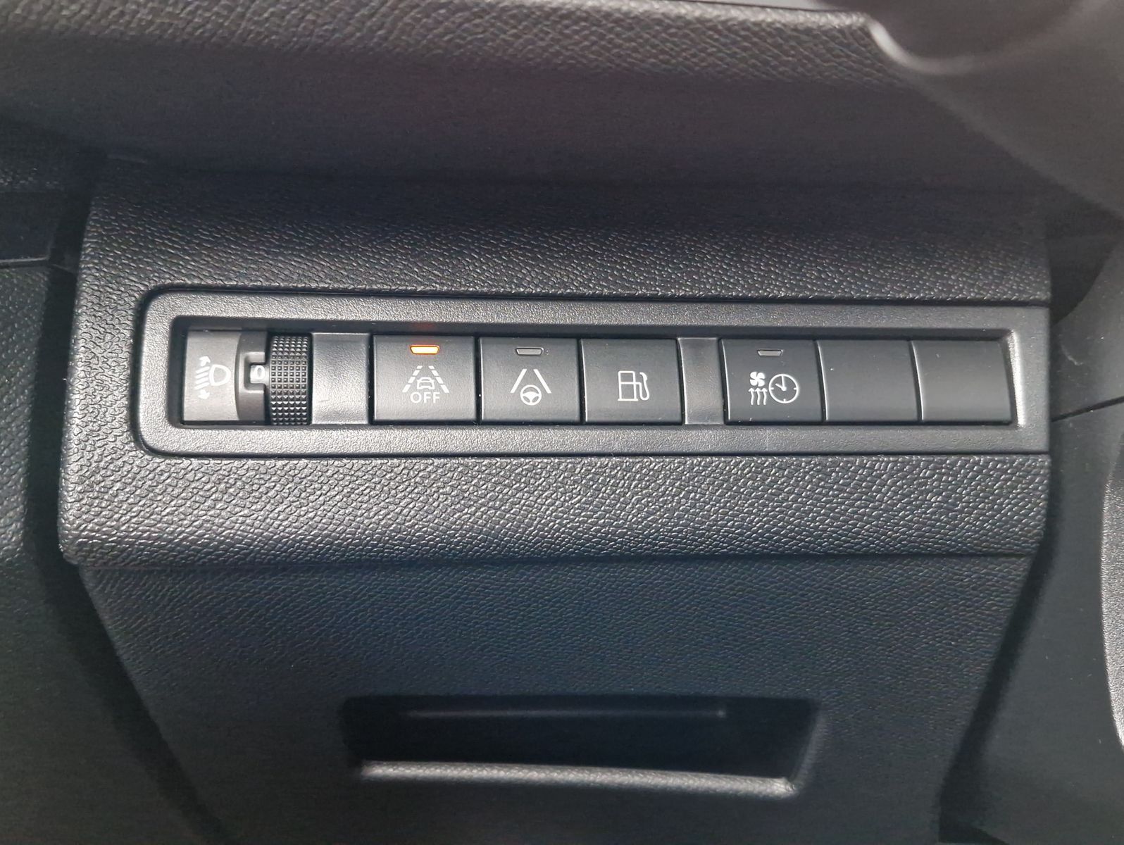 Peugeot 3008 PHEV 225 e-AT Roadtrip LED Navi Kamera SHZ