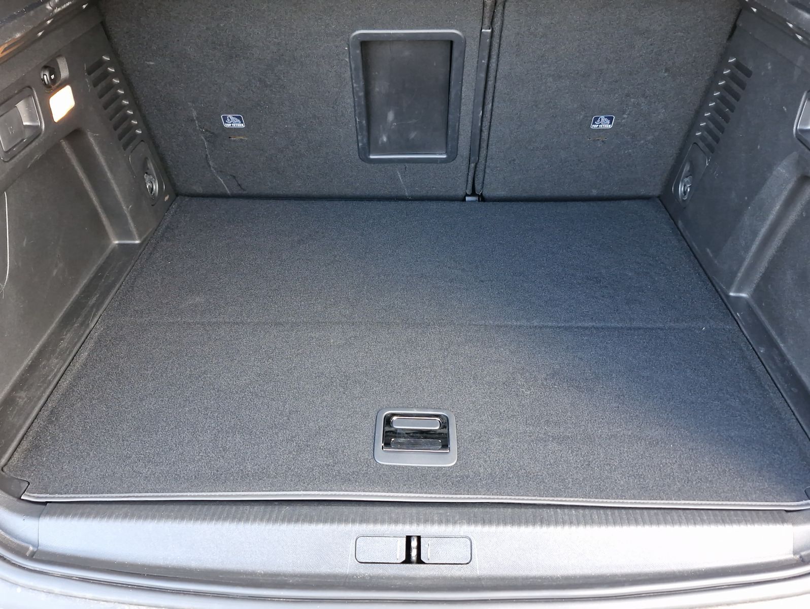 Peugeot 3008 PHEV 225 e-AT Roadtrip LED Navi Kamera SHZ