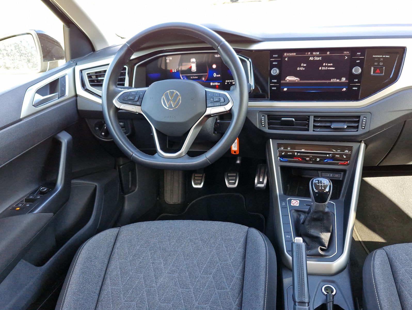 Volkswagen Polo 1.0 TSI Move Navi LED SHZ Virtual PDC Alu 1
